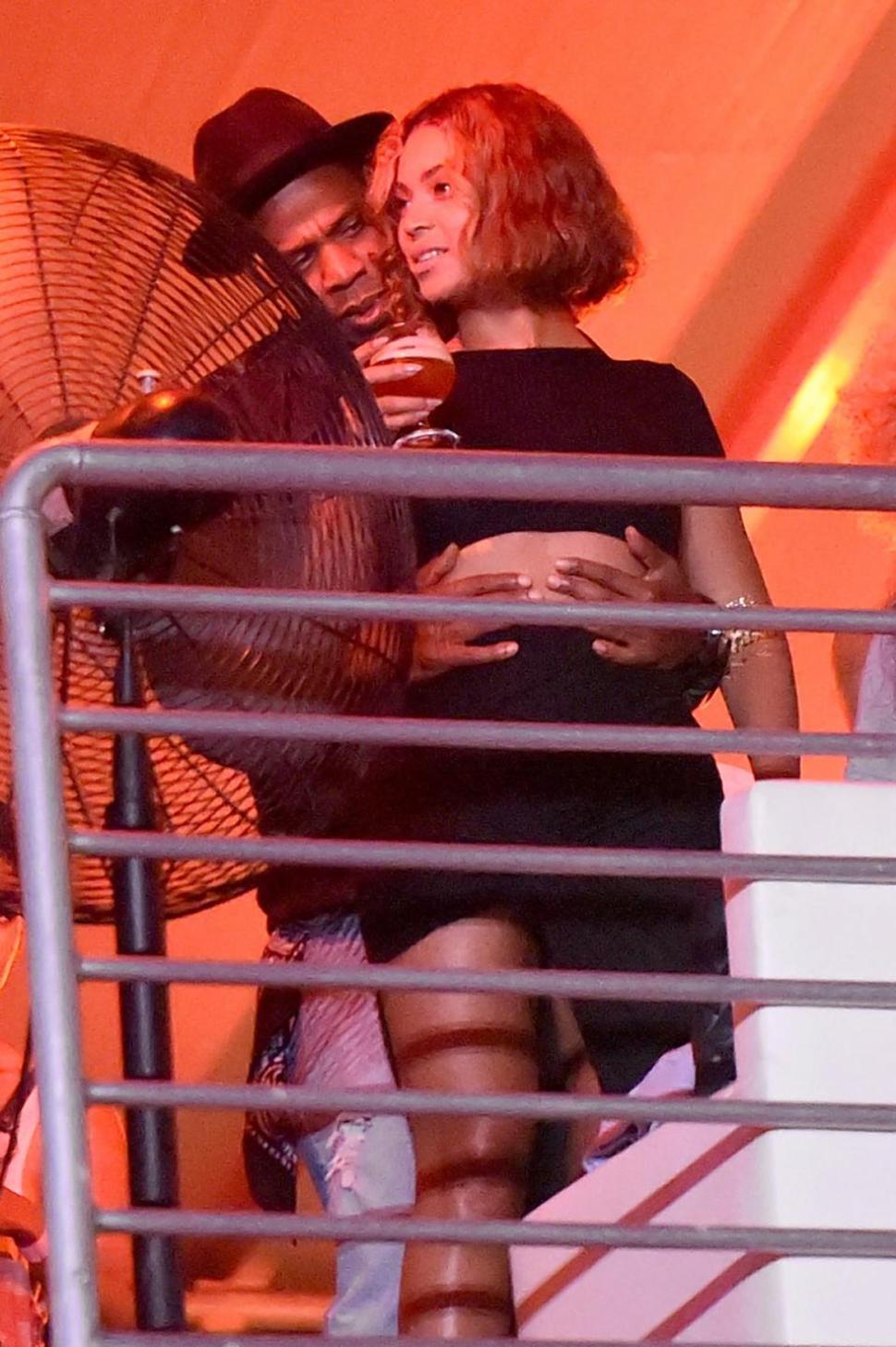 Beyonce and hubby Jay-Z celebrate American Eagle Outfitters and The Budweiser Made in America Music Festival at Los Angeles' Grand Park on Aug. 31.