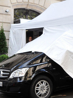 Beyonce Jay Z Tent [Rex]