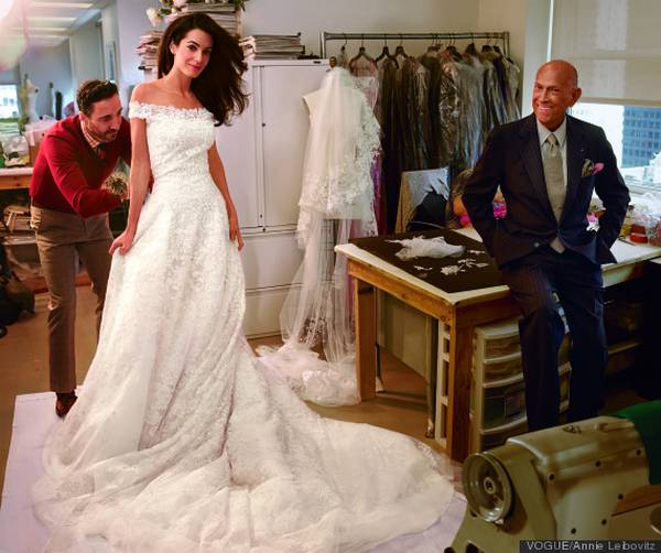 Amal-Alamuddins-Oscar-de-la-Renta-Wedding-Dress