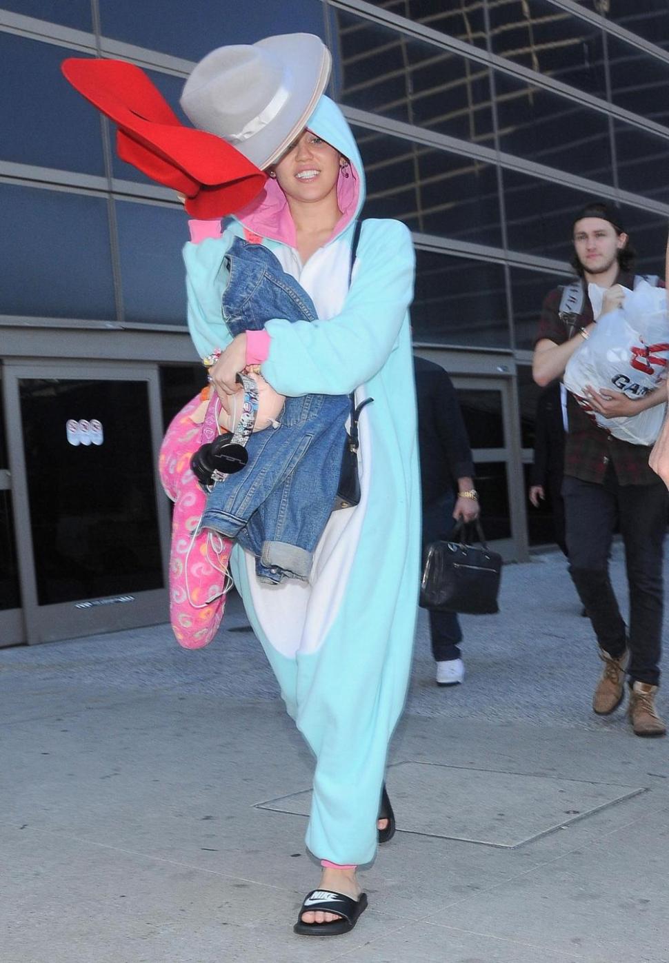 What is Miley Cyrus wearing now? Cyrus arrived back in L.A. from Australia wearing this.