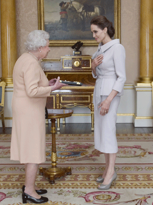 Angelina Jolie meets the Queen [PA]