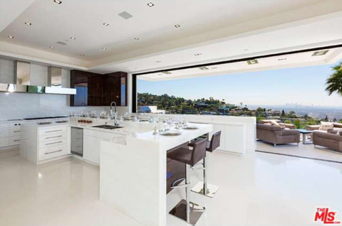 jay-z-beyonce-beverly-hills-home-inside-house-photos-0115-480w