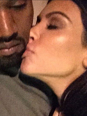 Kim Kardashian had picture proof that her and Kanye West are just fine [Twitter/Kim Kardashian]