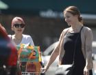 Nicole Richie and her newlywed sister-in-law Cameron Diaz go grocery shopping together in LA.