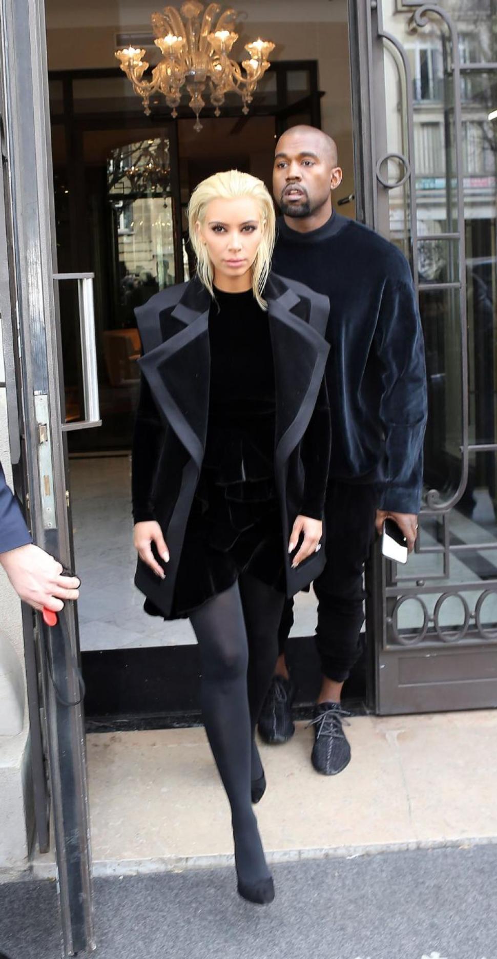 Kim Kardashian has gone platinum blond! The reality star debuted her new hair in Paris Thursday.