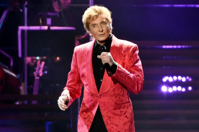 Barry Manilow performs on stage during a February concert in Chicago.