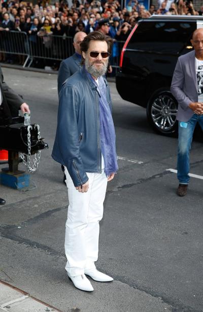 Jim Carrey visits "Late Show With David Letterman" at Ed Sullivan Theater on Wednesday.
