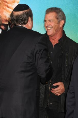Mel Gibson (r.) at the premiere of "Mad Max: Fury Road" in Los Angeles on Thursday.