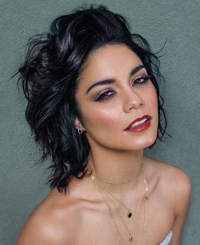 Vanessa Hudgens is featured in the June 2015 issue of Social Life Magazine.