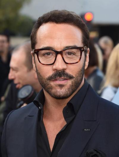 Jeremy Piven is involved in a long-term bromance with his tailor.