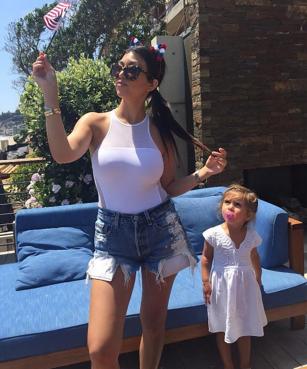Kourtney Kardashian celebrates the 4th of July of daughter Penelope Disick.