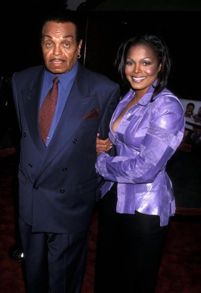 Singer Janet Jackson and father Joe Jackson attend the "Nutty Professor II: The Klumps" Universal City Premiere on July 24, 2000.