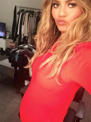 Chrissy Teigen shares baby bump photo [Chrissy Teigen/Instagram]