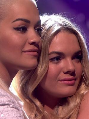 Rita and Louisa cuddle up on stage [ITV]