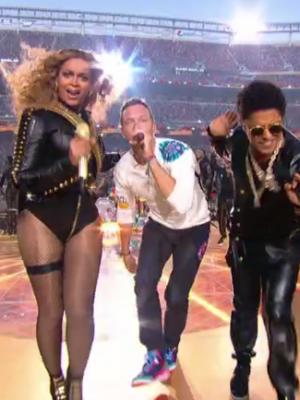 Beyonce Knowles, Coldplay and Bruno Mars performed the Super Bowl Half-Time Show [SG]
